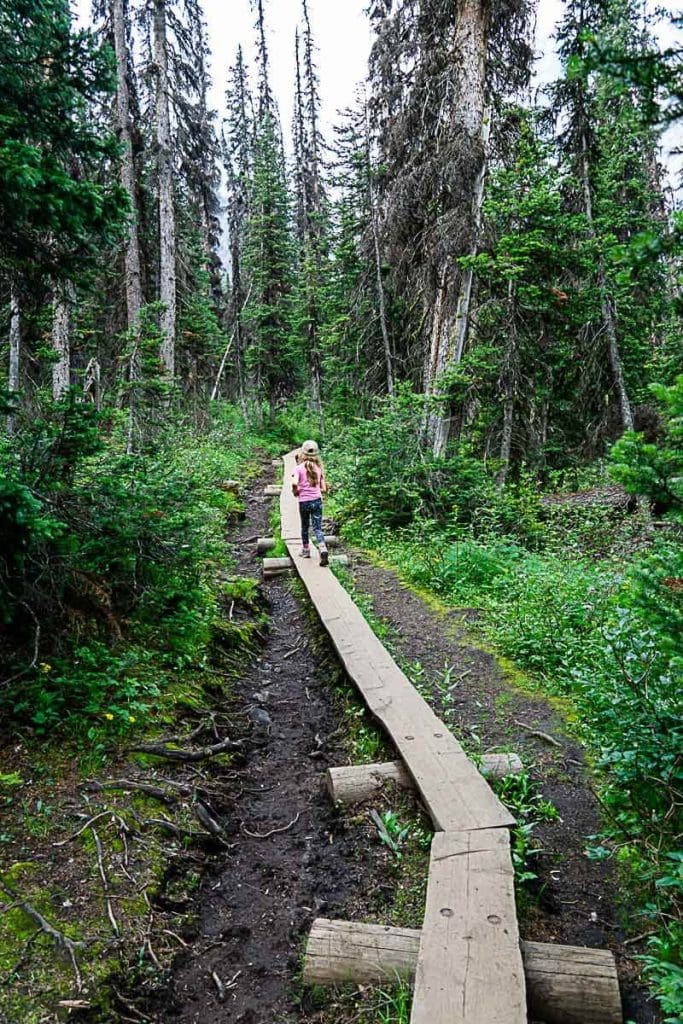 Hiking Rawson Lake with Kids